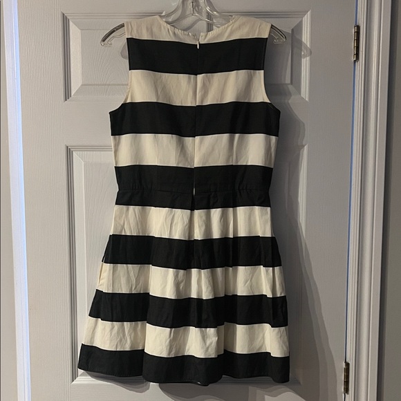 GAP Striped Black and White Mini Dress - Picture 4 of 5